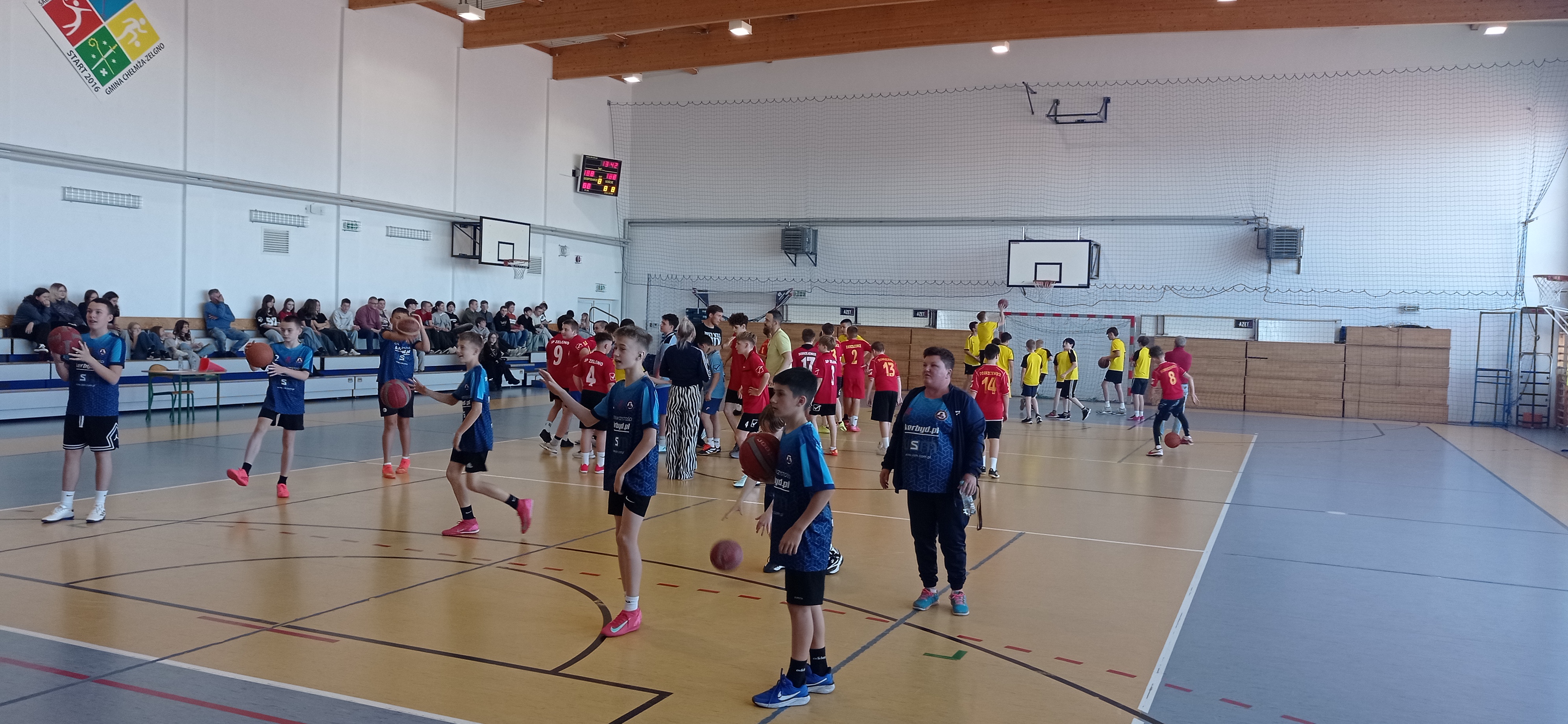 Grzywna i Zelgno pod koszem – młodzi sportowcy w akcji!